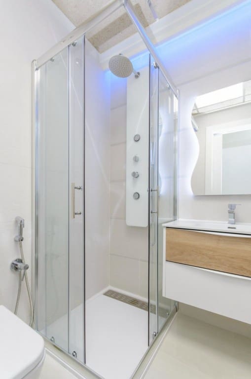 3 bedroom Apartment for sale in Torrevieja with pool - € 290,000 (Ref: 7374523)