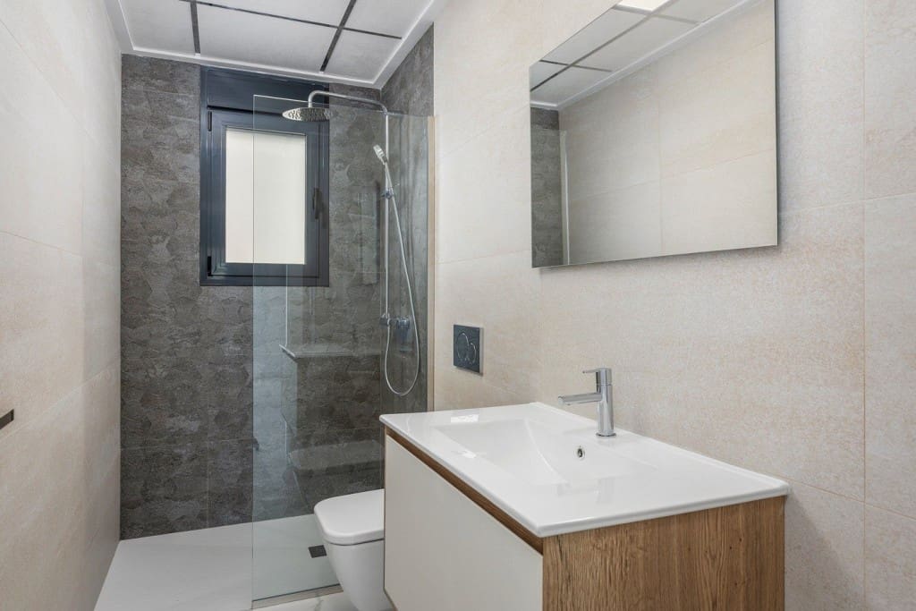 2 bedroom Penthouse for sale in San Miguel de Salinas with pool - € 415,000 (Ref: 7374532)