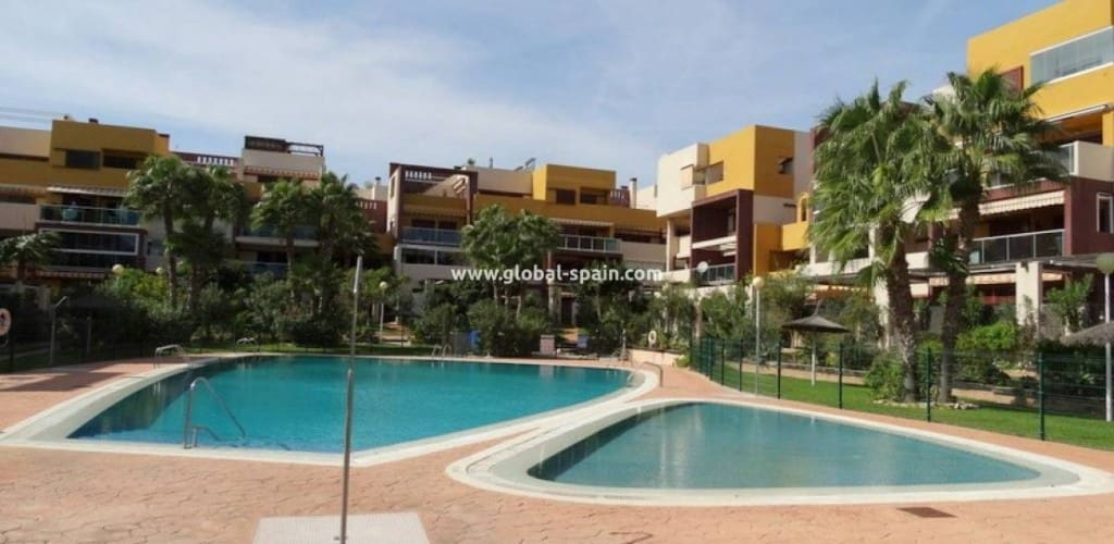 3 bedroom Villa for sale in Orihuela Costa with pool - € 449,900 (Ref: 7374553)
