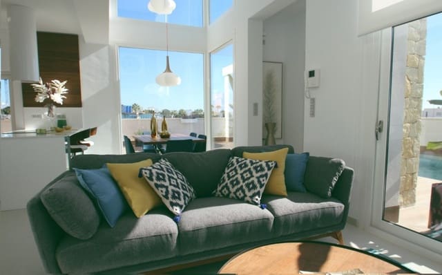 3 slaapkamer Villa te koop in Ciudad Quesada, Rojales met zwembad - € 650.000 (Ref: 7374585)