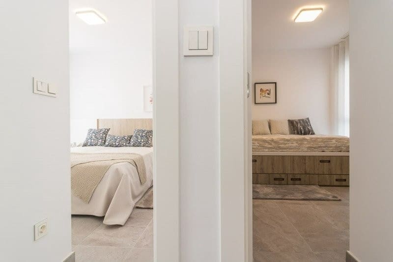 3 makuuhuone Huoneisto myytävänä paikassa Torrevieja mukana uima-altaan - 289 900 € (Ref: 7374594)