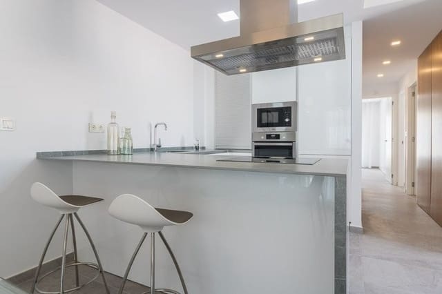 3 makuuhuone Huoneisto myytävänä paikassa Torrevieja mukana uima-altaan - 289 900 € (Ref: 7374594)