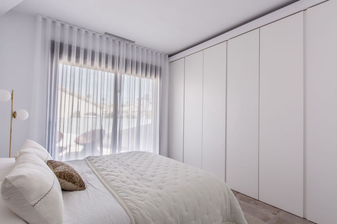 3 slaapkamer Villa te koop in Orihuela Costa met zwembad - € 509.000 (Ref: 7458298)