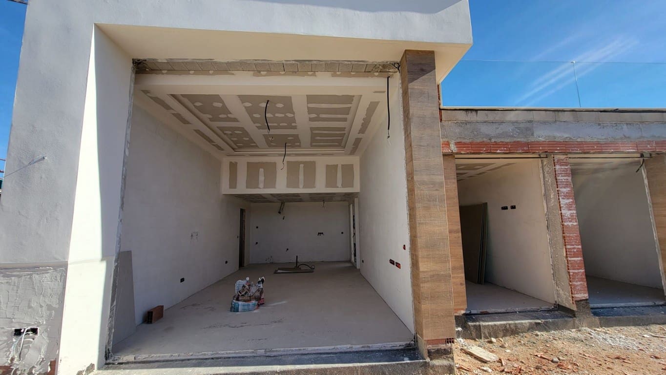 3 bedroom Villa for sale in Condado de Alhama with pool - € 335,000 (Ref: 7512891)