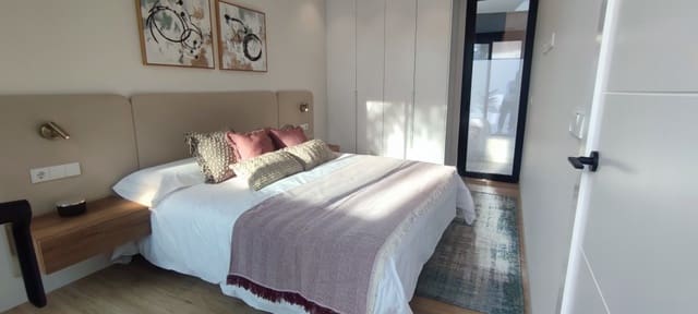 3 slaapkamer Villa te koop in Torre de la Horadada, Pilar de la Horadada met zwembad - € 628.000 (Ref: 7692701)