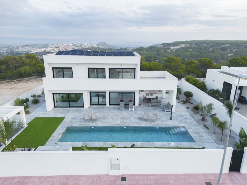 Villa til salg i La Marina - € 549.000 (Ref: 8025865)