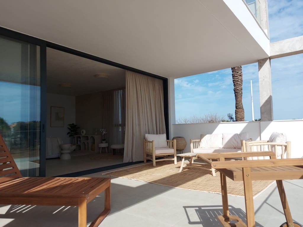2 bedroom Apartment for sale in Mar de Cristal with pool - € 270,000 (Ref: 8142013)