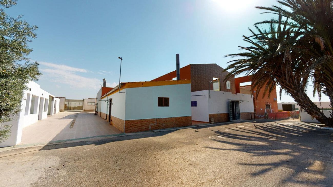 5 soveværelse Byhus til salg i Albatera med swimmingpool garage - € 340.000 (Ref: 8179148)