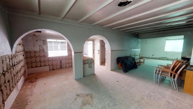 5 soveværelse Byhus til salg i Albatera med swimmingpool garage - € 340.000 (Ref: 8179148)