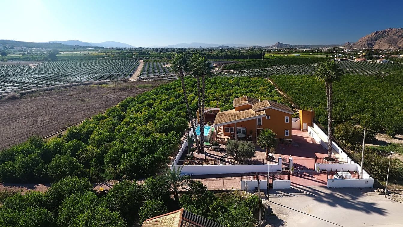 5 chambre Finca/Maison de Campagne à vendre à Orihuela avec piscine garage - 649 998 € (Ref: 8179167)