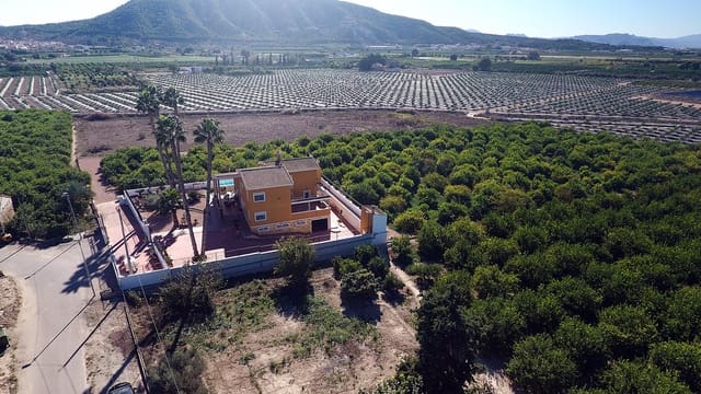 Finca/Casa Rural de 5 habitaciones en Desamparados - Hurchillo - Torremendo, Orihuela en venta con piscina garaje - 649.998 € (Ref: 8179167)