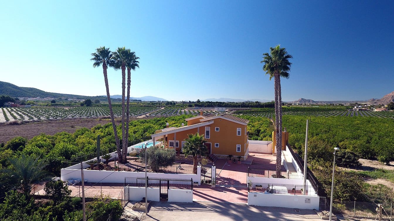 5 chambre Finca/Maison de Campagne à vendre à Orihuela avec piscine garage - 649 998 € (Ref: 8179167)