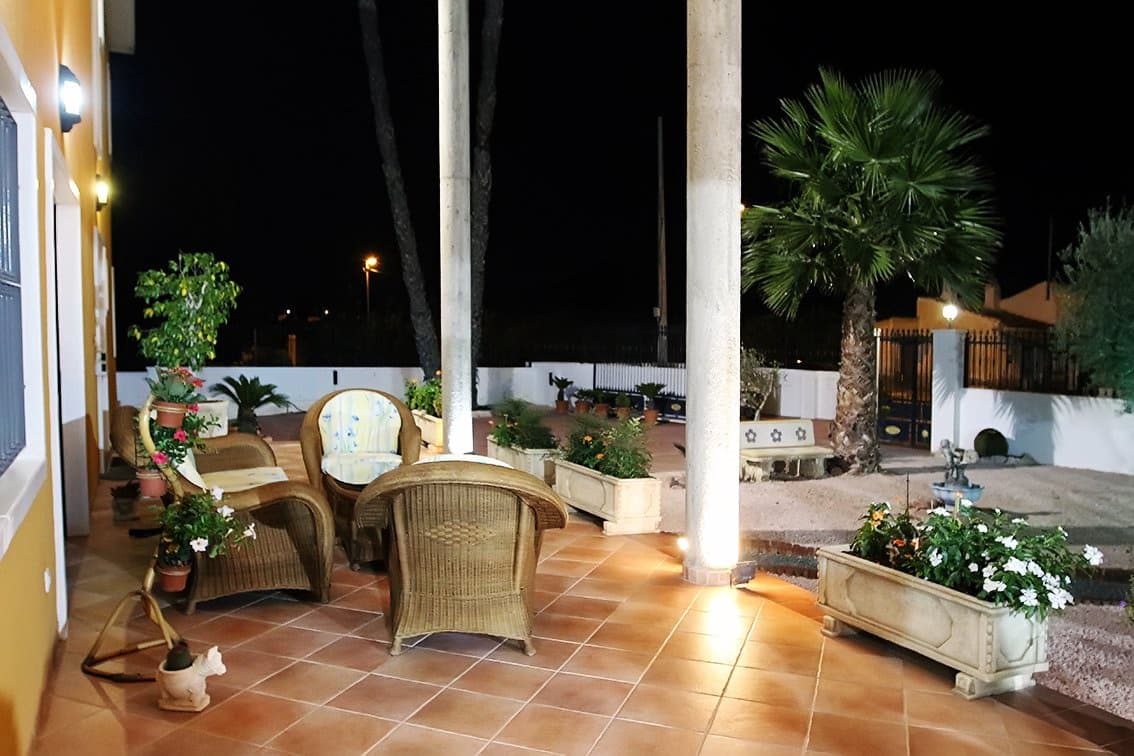 5 chambre Finca/Maison de Campagne à vendre à Orihuela avec piscine garage - 649 998 € (Ref: 8179167)