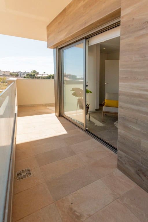 3 Zimmer Villa zu verkaufen in Pilar de la Horadada mit Pool - 474.900 € (Ref: 8402175)