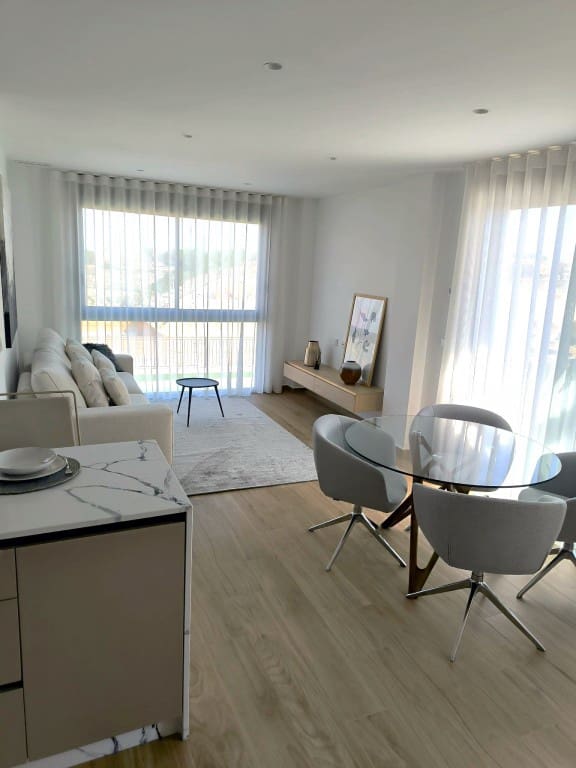 6 bedroom Villa for sale in Algorfa - € 965,000 (Ref: 8541198)