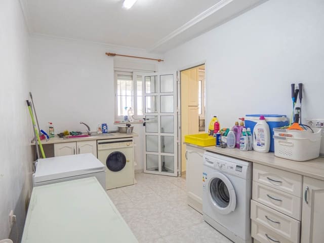 7 Zimmer Villa zu verkaufen in San Miguel de Salinas mit Pool Garage - 1.699.000 € (Ref: 8565986)