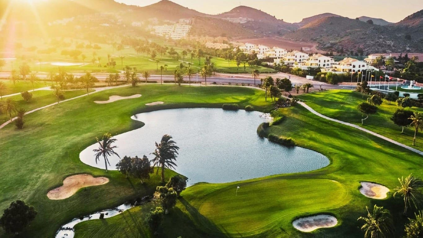 3 bedroom Apartment for sale in La Manga del Mar Menor with pool - € 410,000 (Ref: 8668524)