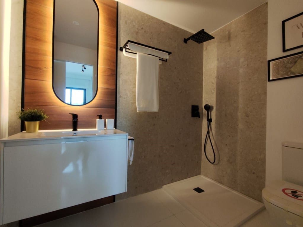 2 Zimmer Apartment zu verkaufen in San Miguel de Salinas mit Pool - 229.900 € (Ref: 8723003)