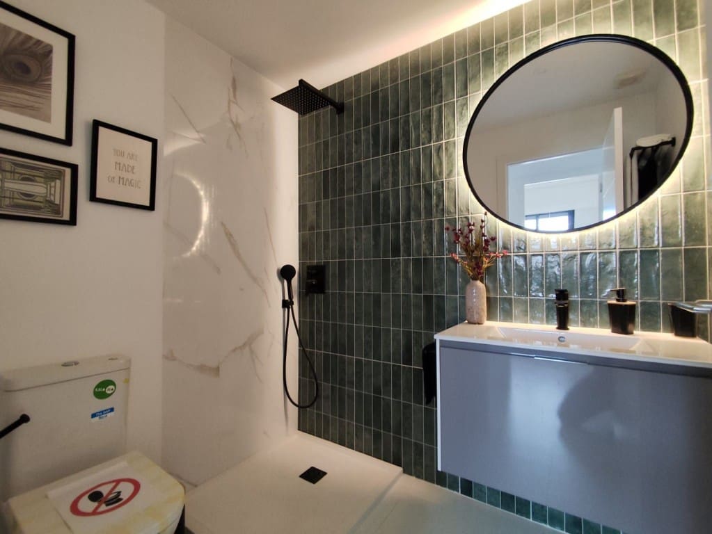 3 soveværelse Lejlighed til salg i San Miguel de Salinas med swimmingpool - € 289.900 (Ref: 8723005)