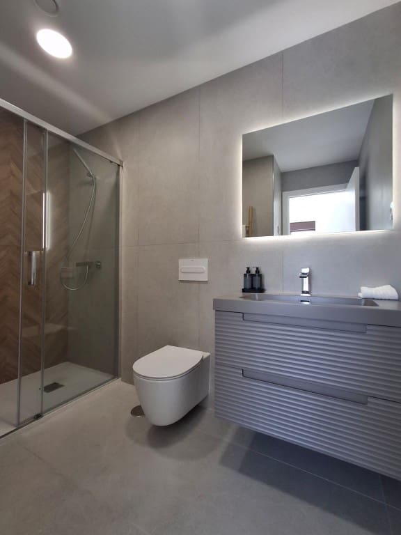 3 slaapkamer Villa te koop in Mil Palmeras met zwembad - € 539.900 (Ref: 8744493)