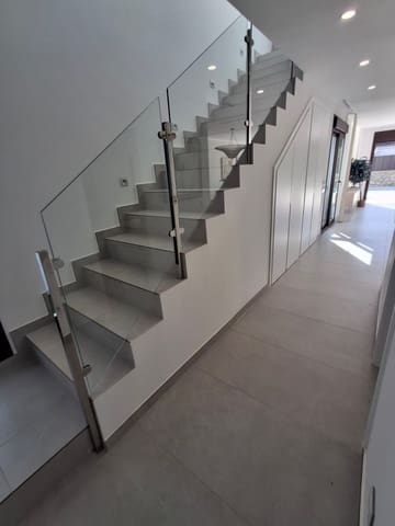 3 bedroom Villa for sale in Mil Palmeras, Orihuela with pool - € 539,900 (Ref: 8744493)