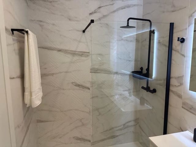 Apartamento de 2 habitaciones en Balcón de Finestrat - Terra Marina, Finestrat en venta con piscina - 345.000 € (Ref: 8762453)