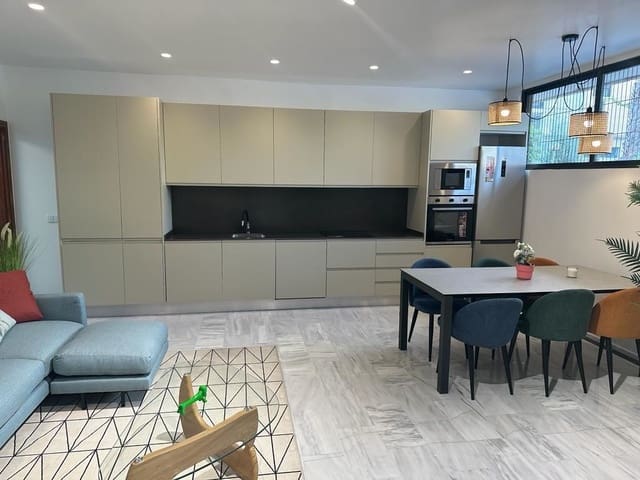 Apartamento de 2 habitaciones en Balcón de Finestrat - Terra Marina, Finestrat en venta con piscina - 345.000 € (Ref: 8762453)