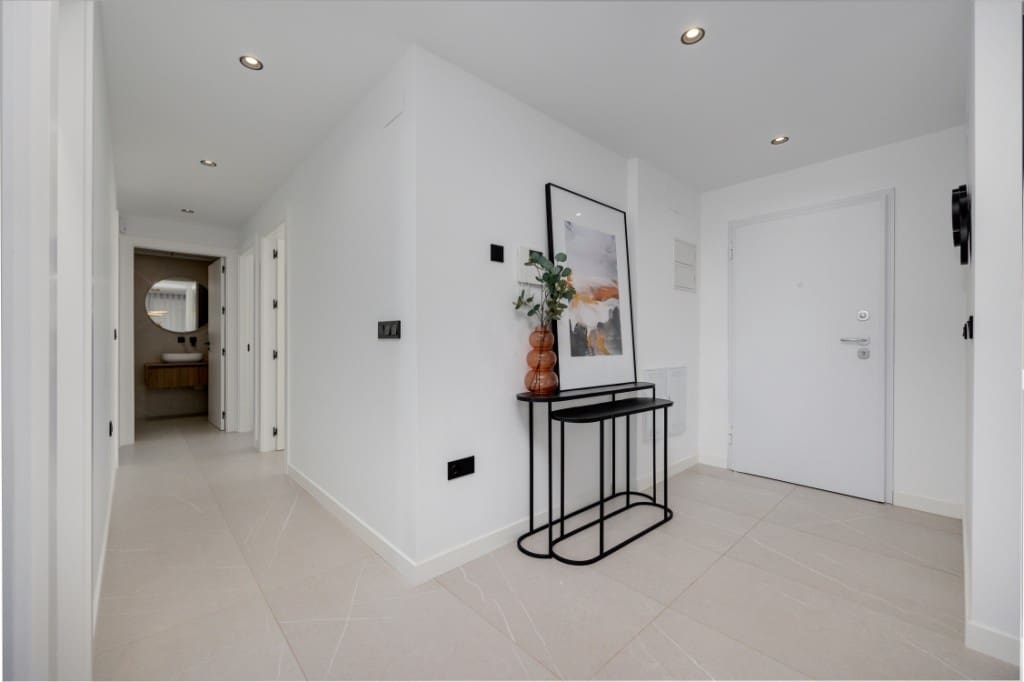 3 bedroom Villa for sale in Torrevieja with pool - € 595,000 (Ref: 8776879)