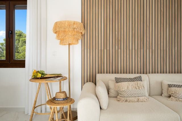 3 soveværelse Villa til salg i Polop med swimmingpool - € 649.000 (Ref: 8820659)