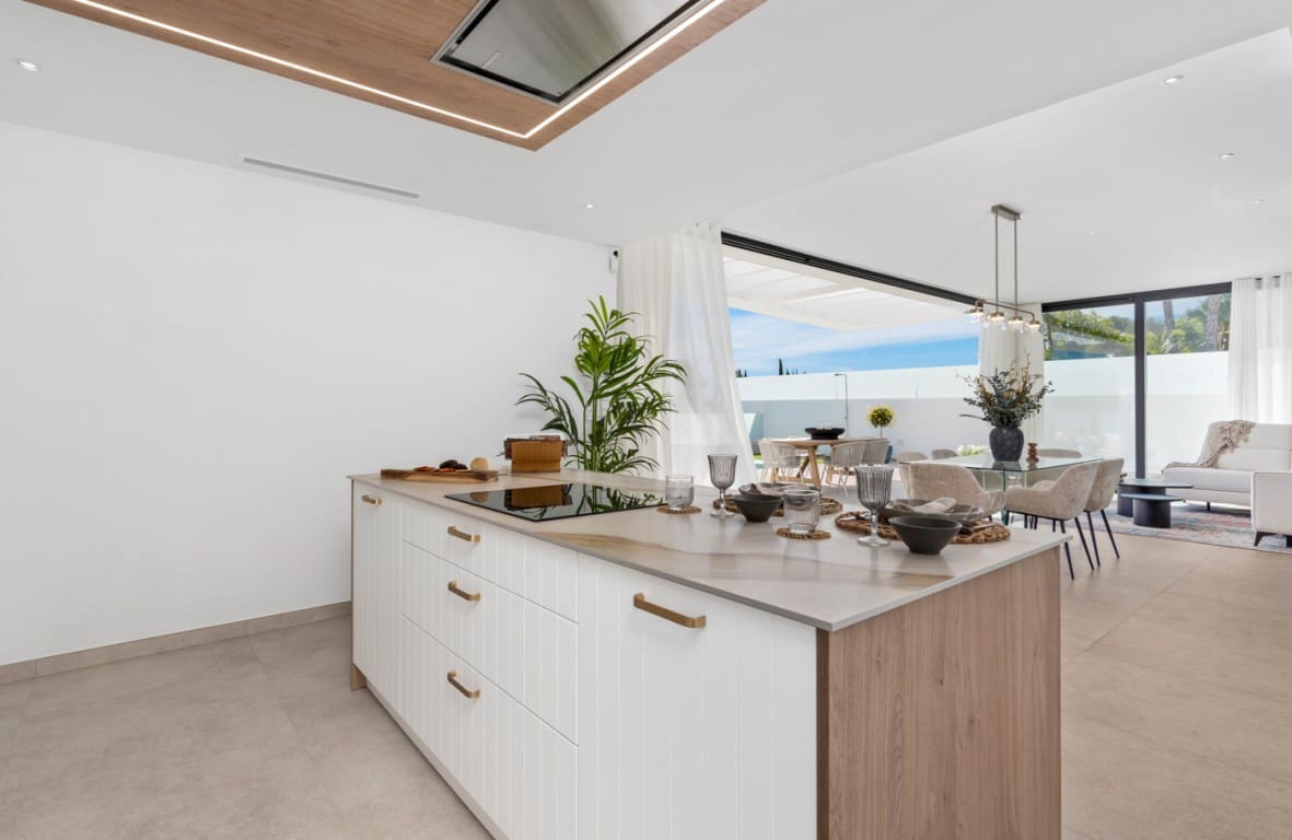 3 soveværelse Villa til salg i Polop med swimmingpool - € 725.000 (Ref: 8839337)