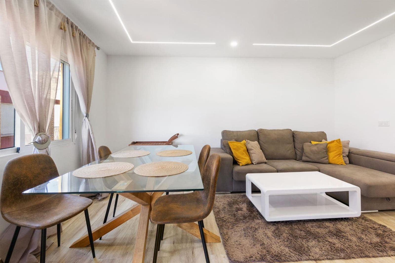 3 soveværelse Lejlighed til salg i Torrevieja - € 330.000 (Ref: 8844684)