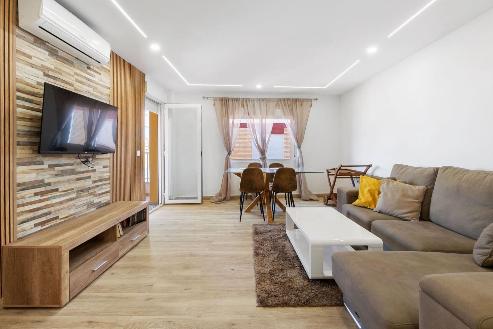 3 soveværelse Lejlighed til salg i Torrevieja - € 330.000 (Ref: 8844684)