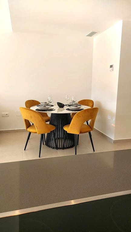 2 slaapkamer Appartement te koop in San Miguel de Salinas met zwembad - € 235.000 (Ref: 8848166)