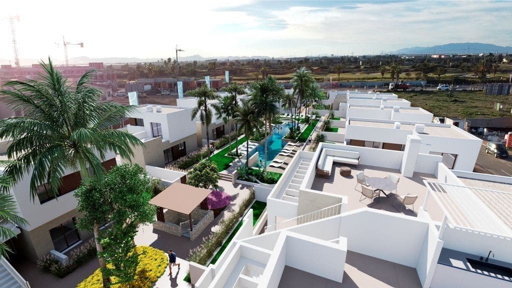 3 quarto Moradia para venda em Los Alcazares com piscina - 489 000 € (Ref: 8850415)