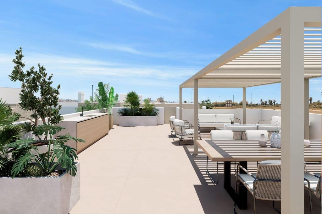 3 bedroom Villa for sale in Los Alcazares with pool - € 599,000 (Ref: 8850416)