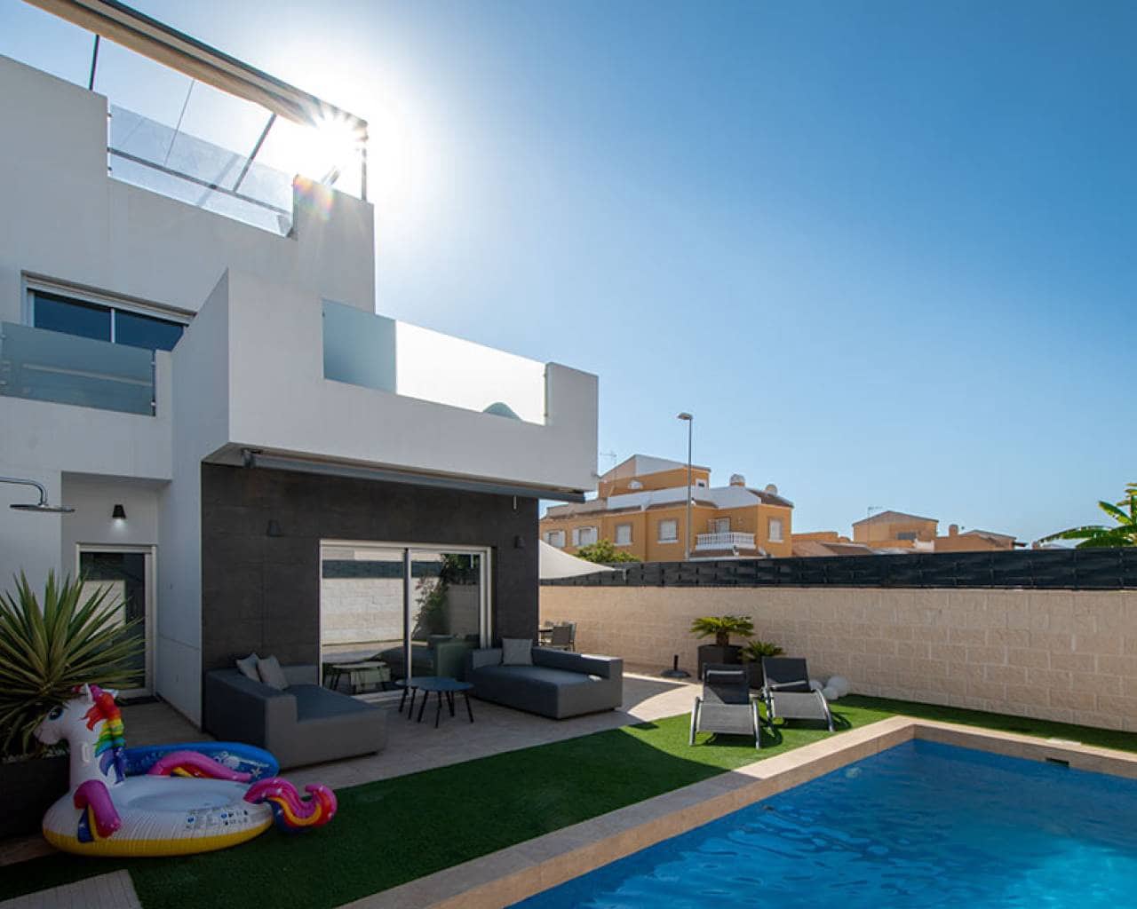 3 Zimmer Villa zu verkaufen in Ciudad Quesada mit Pool Garage - 399.900 € (Ref: 8903101)