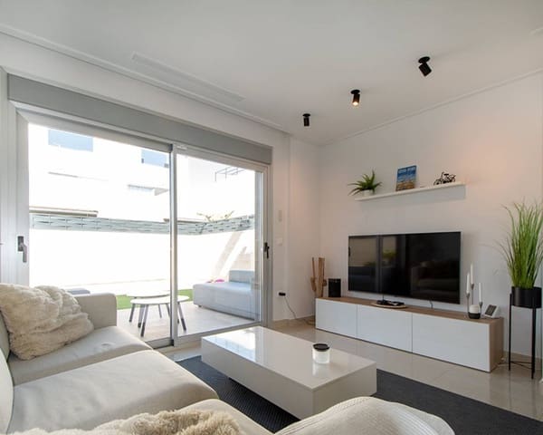Chalet de 3 habitaciones en Ciudad Quesada, Rojales en venta con piscina garaje - 399.900 € (Ref: 8903101)