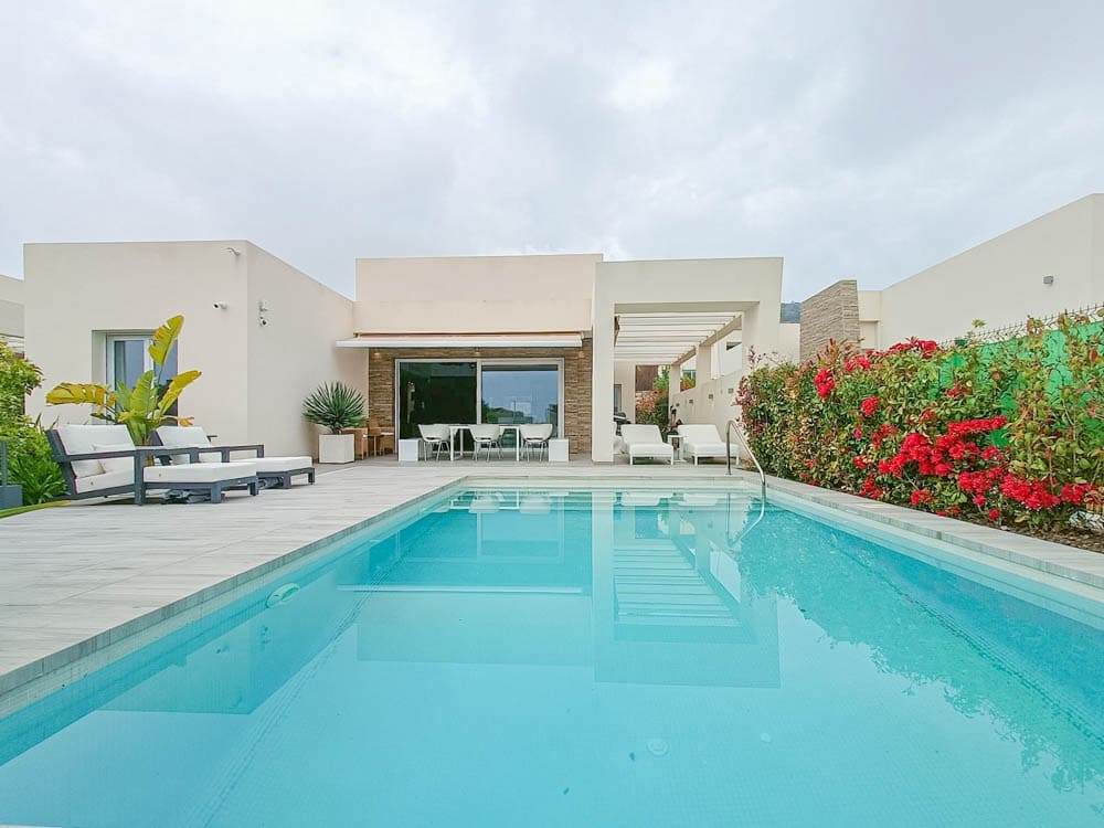 2 Zimmer Villa zu verkaufen in Algorfa mit Pool Garage - 540.000 € (Ref: 8940089)