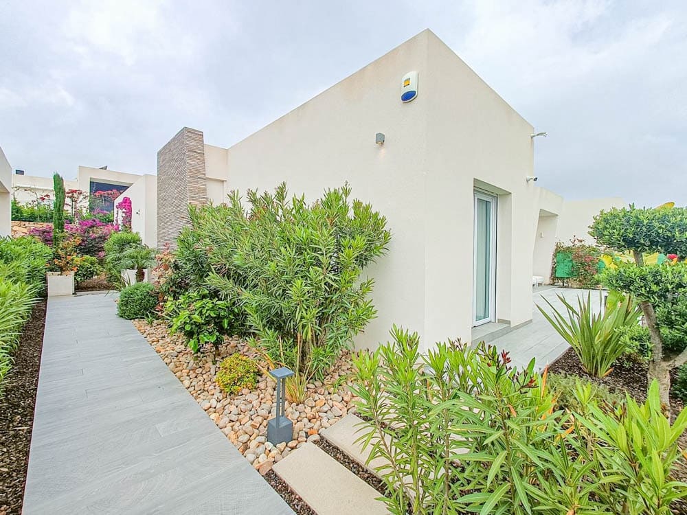 2 Zimmer Villa zu verkaufen in Algorfa mit Pool Garage - 540.000 € (Ref: 8940089)
