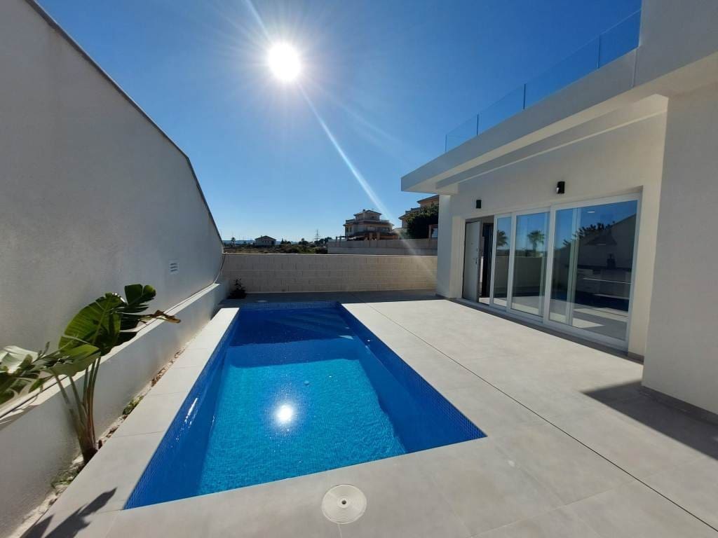 3 camera da letto Villa in vendita in Los Montesinos con piscina - 295.000 € (Rif: 8971267)