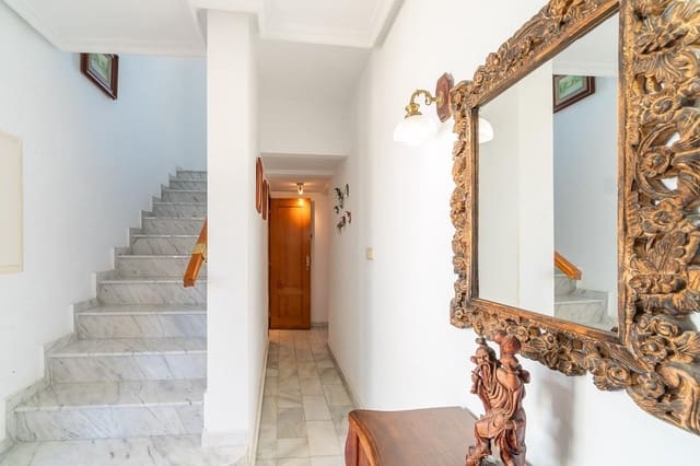 4 Zimmer Villa zu verkaufen in Cañada del Molino, Torrevieja mit Pool Garage - 859.000 € (Ref: 9042546)