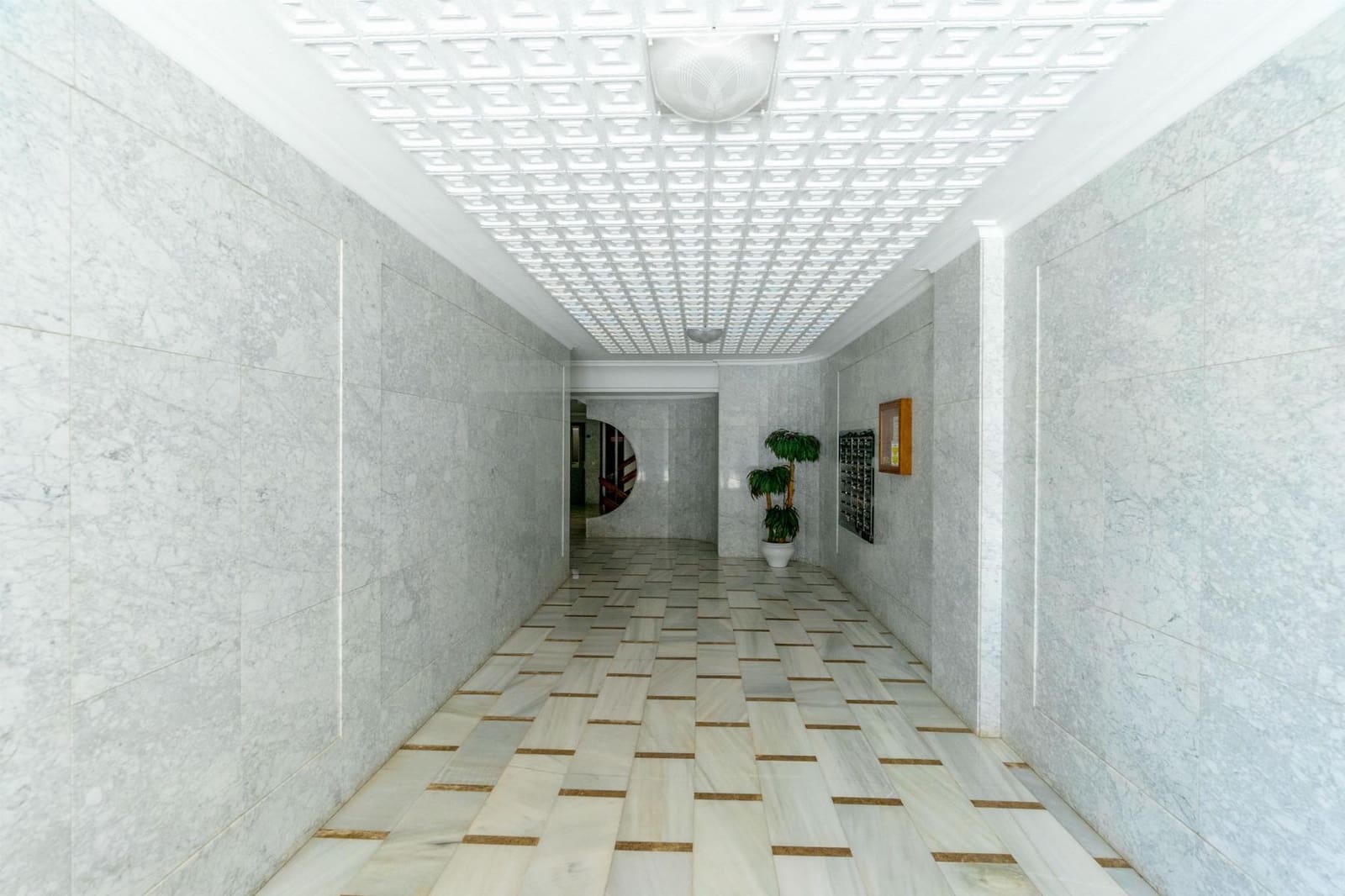 3 slaapkamer Appartement te koop in Torrevieja met zwembad - € 269.000 (Ref: 9060453)