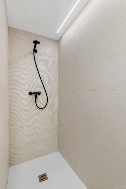 3 bedroom Apartment for sale in Jacarilla with pool - € 158,500 (Ref: 9061527)