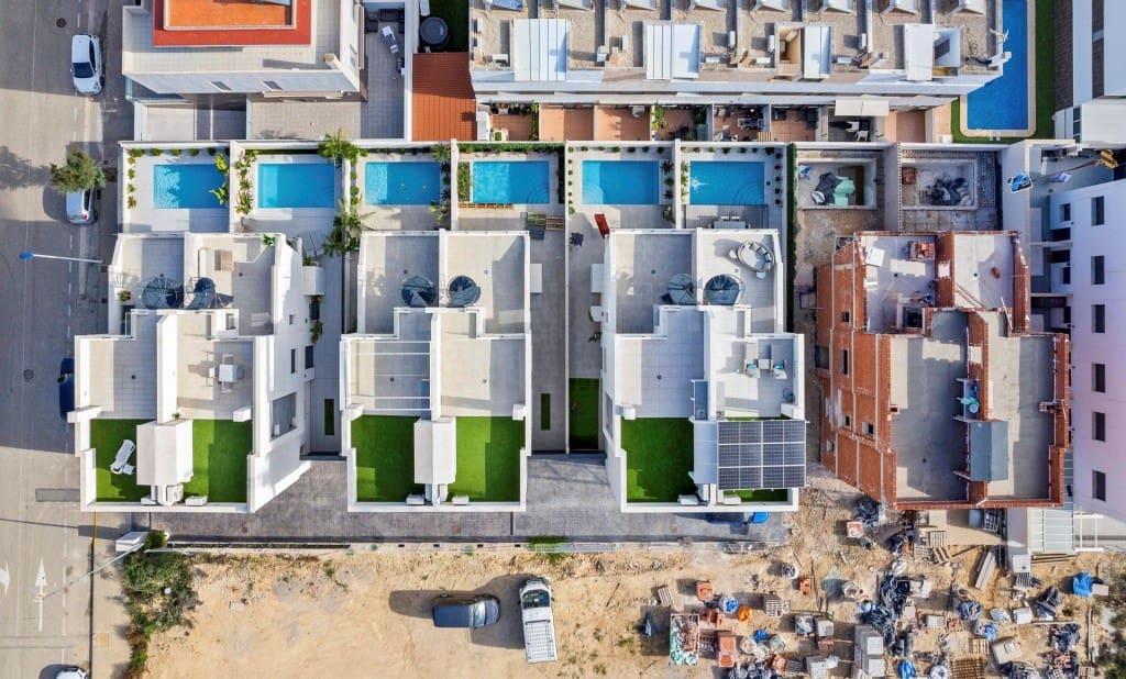 4 slaapkamer Villa te koop in Guardamar del Segura - € 436.000 (Ref: 9064060)