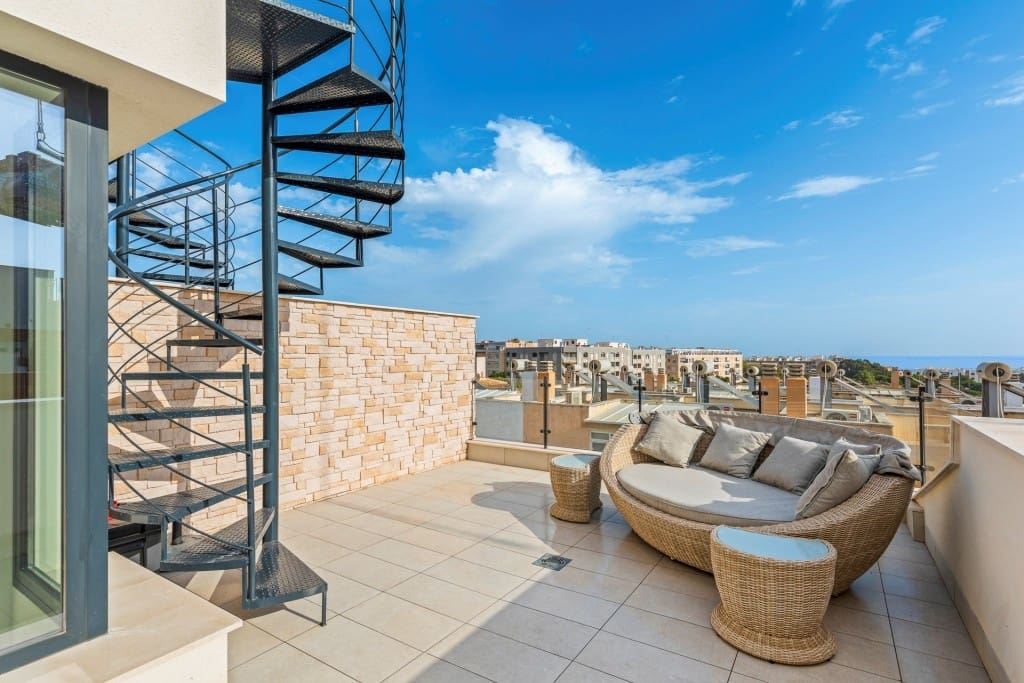 4 slaapkamer Villa te koop in Guardamar del Segura - € 436.000 (Ref: 9064060)