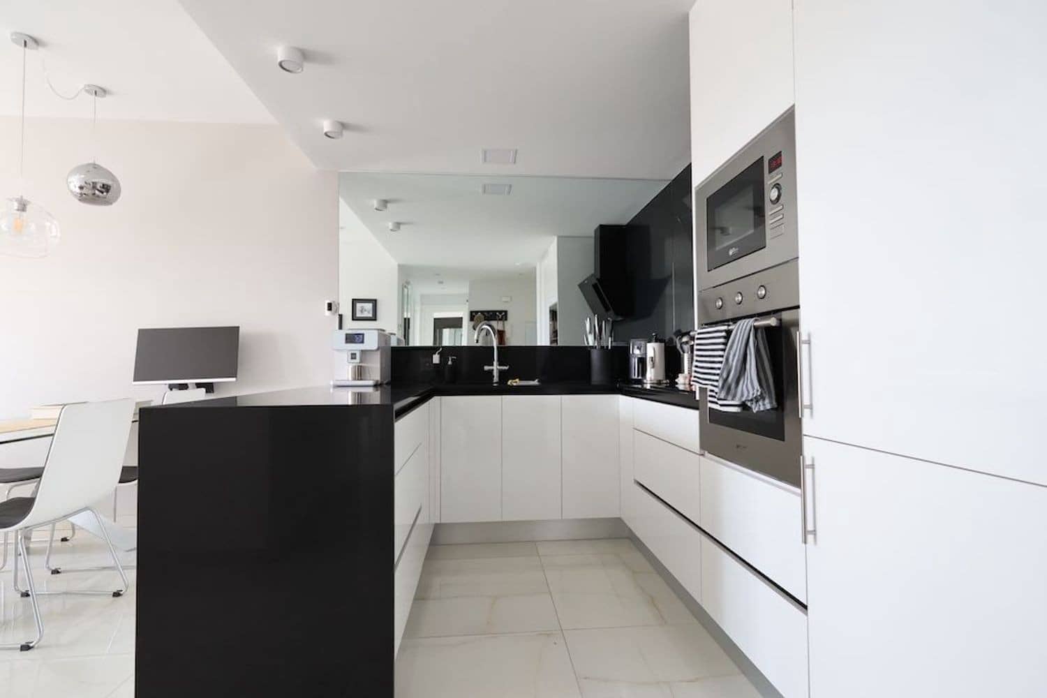 2 slaapkamer Appartement te koop in Orihuela Costa met zwembad garage - € 269.000 (Ref: 9075844)