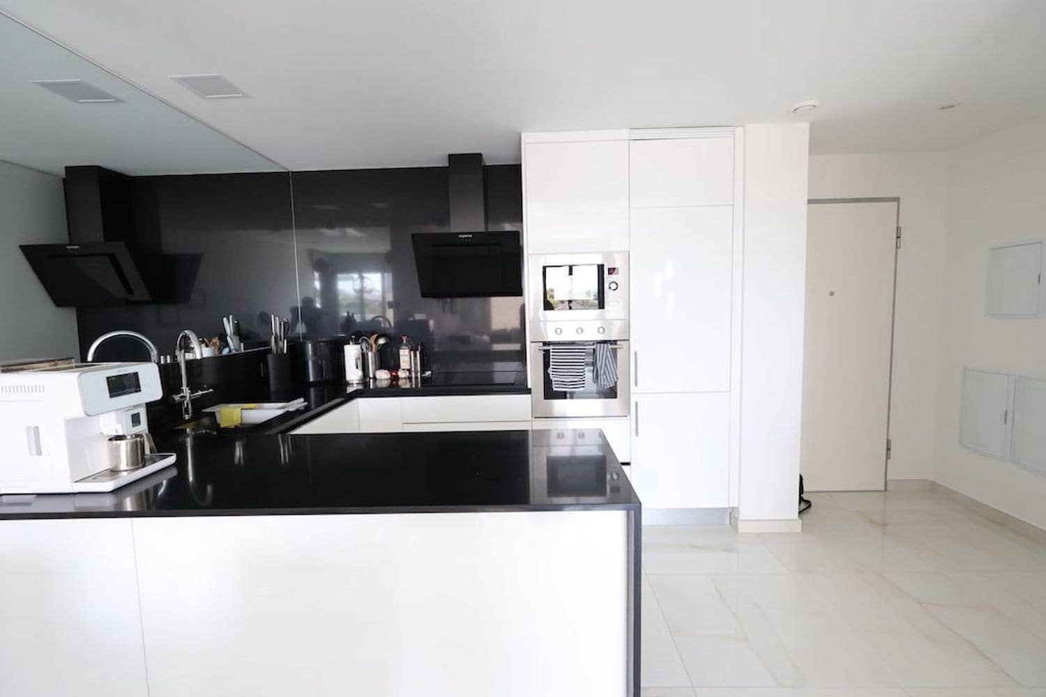 2 slaapkamer Appartement te koop in Orihuela Costa met zwembad garage - € 269.000 (Ref: 9075844)