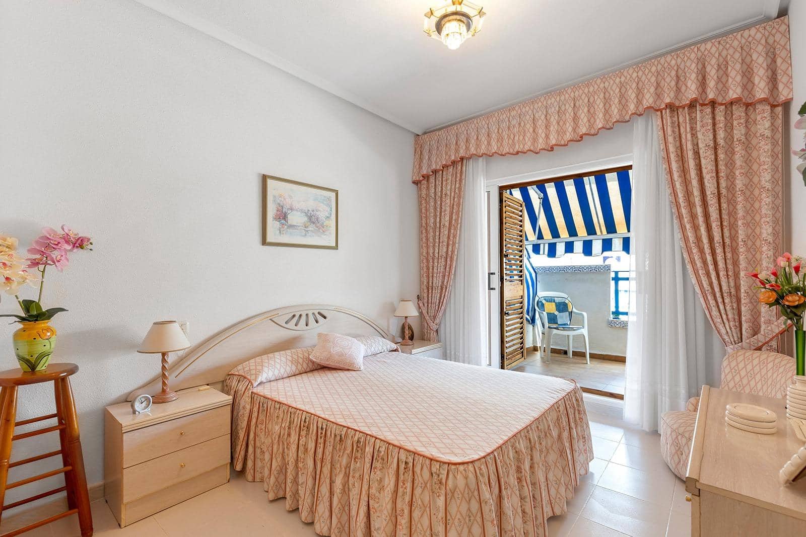 2 sovrum Bungalow till salu i Torrevieja med pool - 225 000 € (Ref: 9106208)