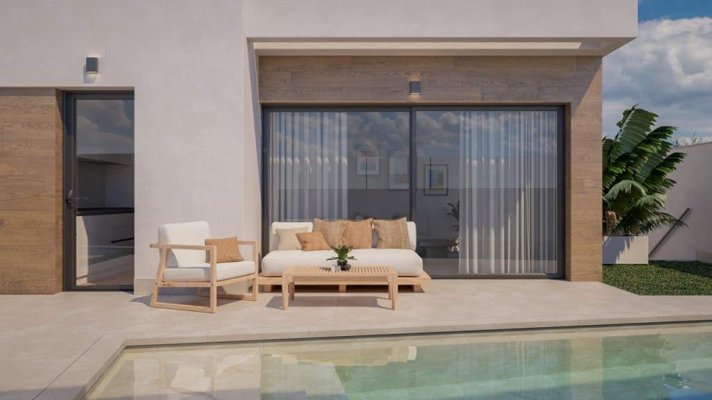 2 bedroom Villa for sale in Pilar de la Horadada with pool - € 490,000 (Ref: 9185681)