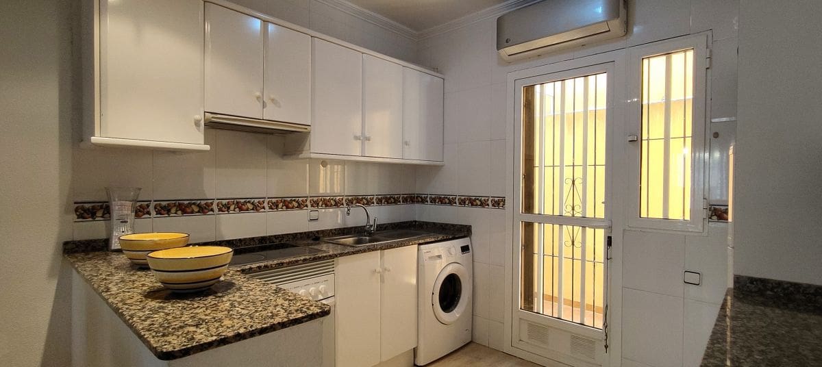3 Zimmer Haus zu verkaufen in Cabo Roig mit Pool Garage - 234.900 € (Ref: 9204459)